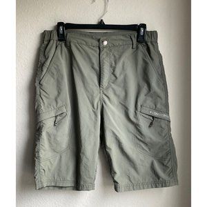 urban outdoor travel home Nylon cargo shorts size Large youth or teen